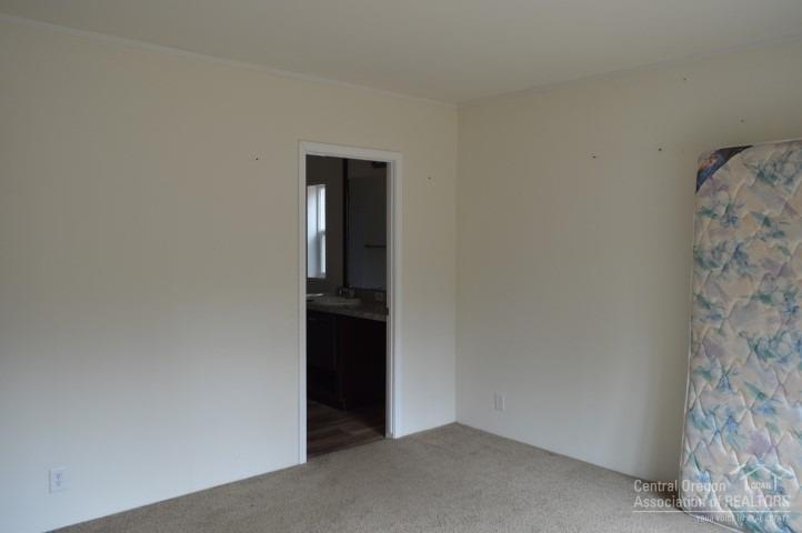 Ponderosa Pines East - Residential