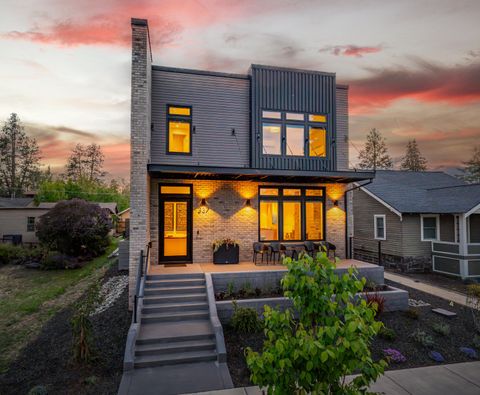 337 NW Columbia Street 1 & 2 Bend OR 97703