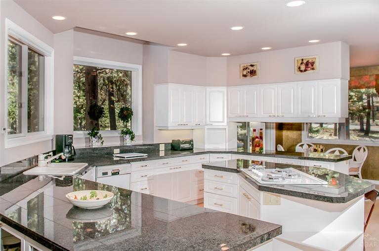 Fairway Crest Village - Residential