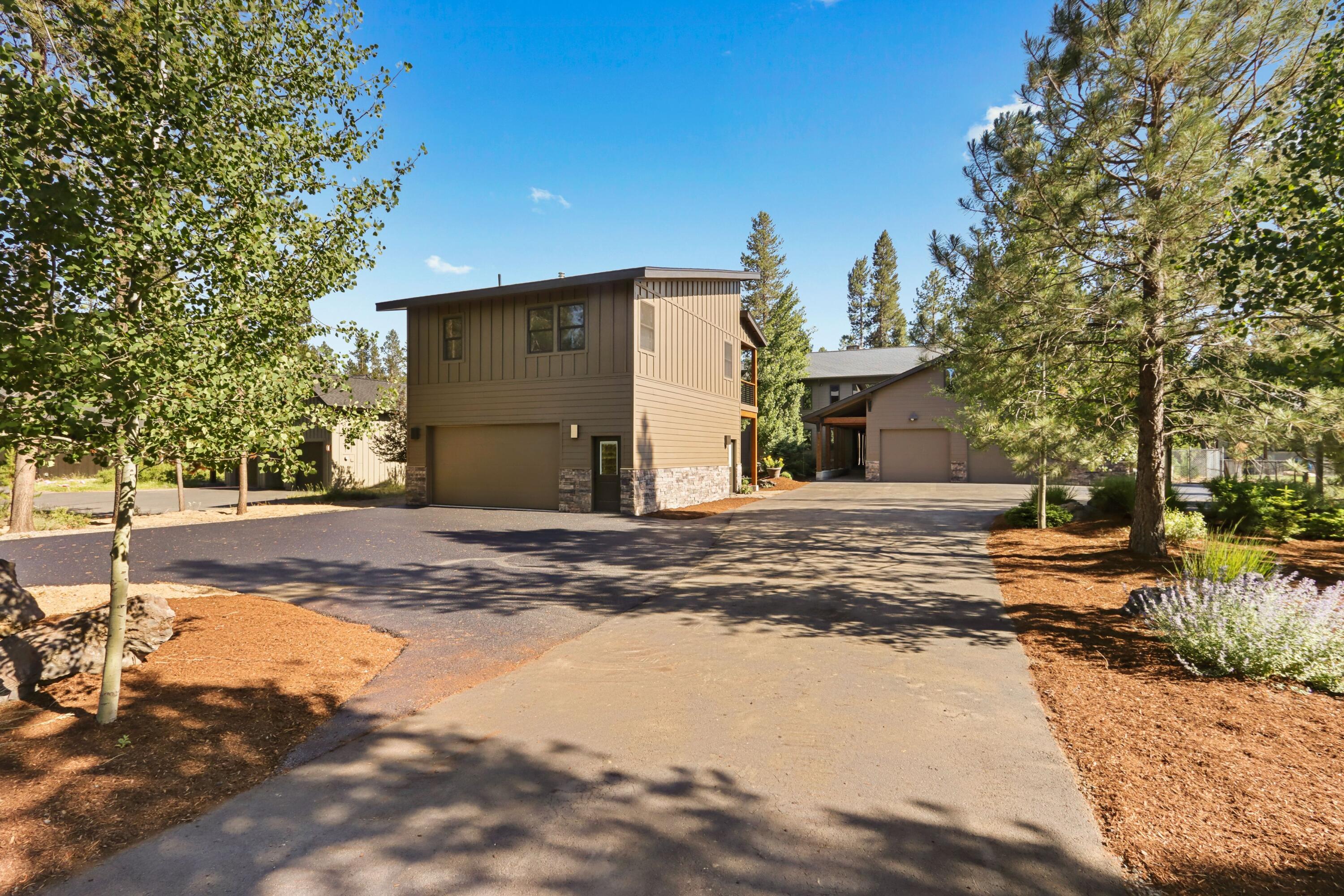 Fall River Estate - Residential