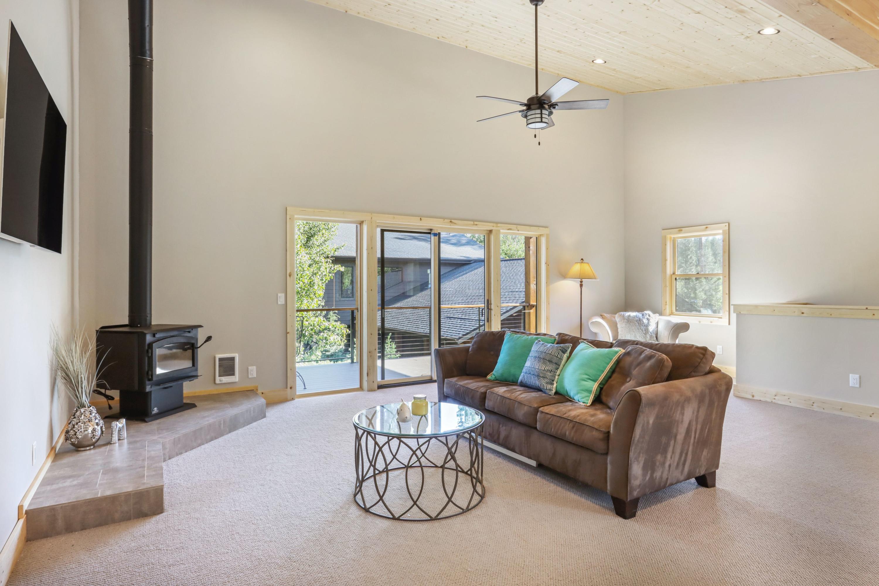 Fall River Estate - Residential