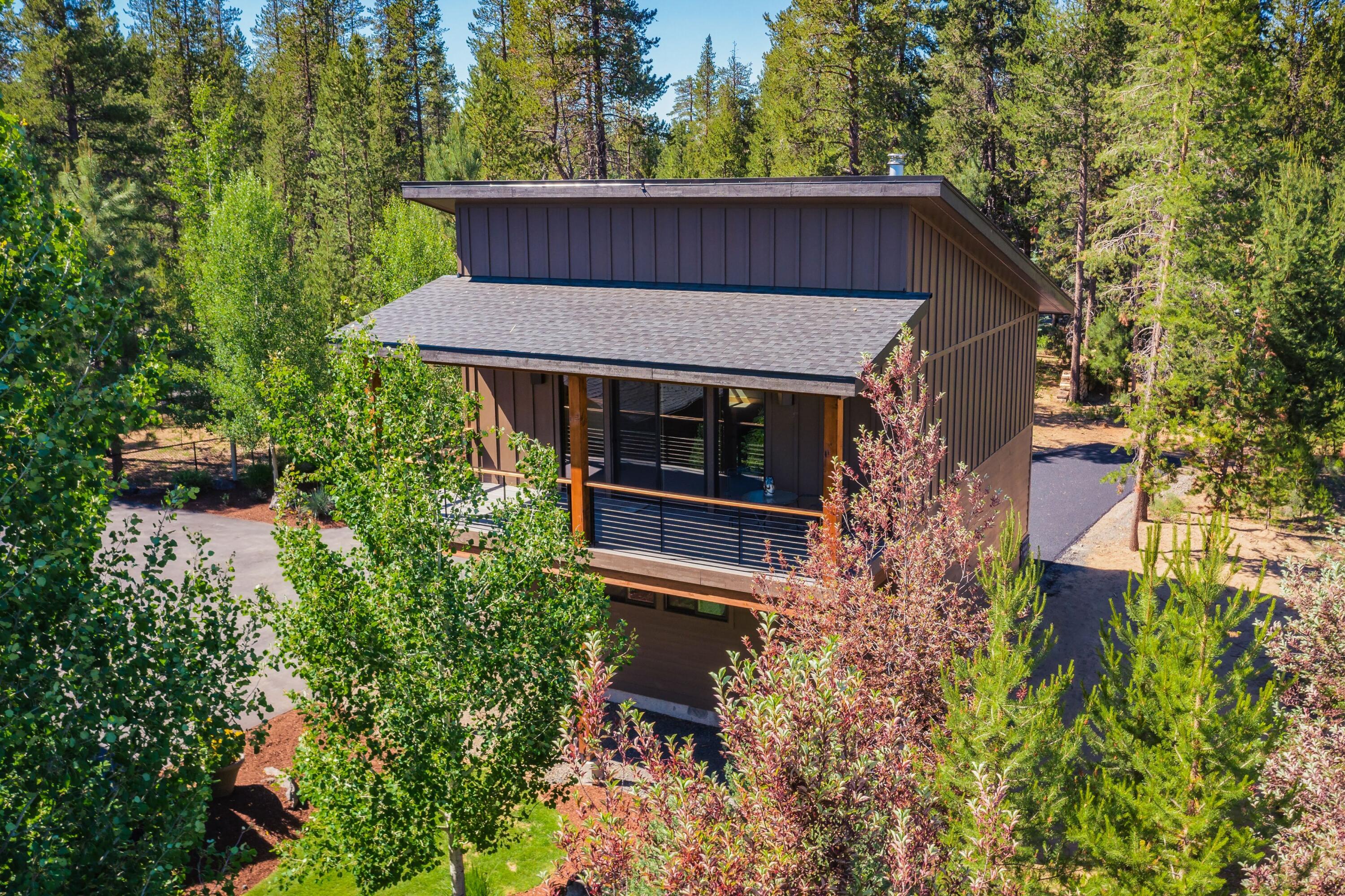 Fall River Estate - Residential