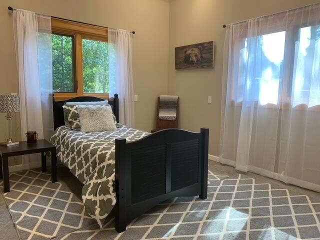 Fall River Estate - Residential