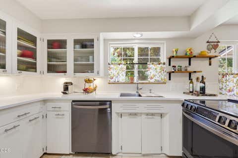 Tiny photo for 492 Herbert Street, Ashland, OR 97520 (MLS # 220224331)