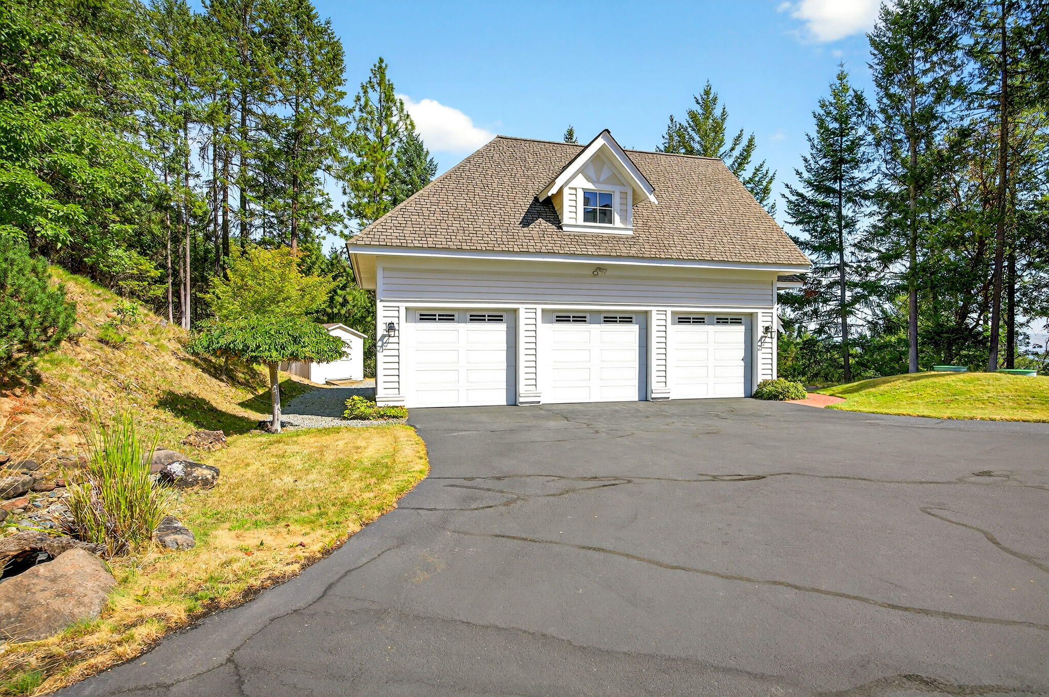 Suncrest Estates - Residential