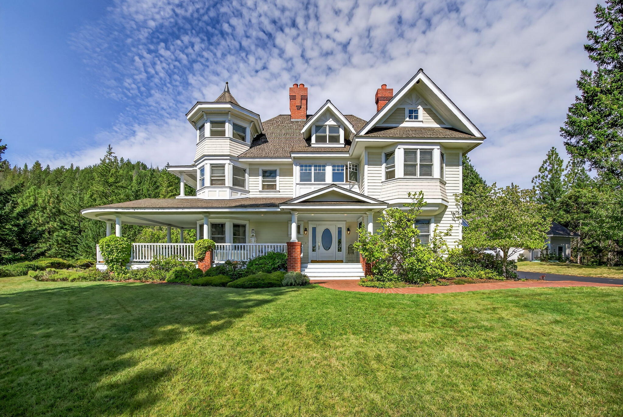 Suncrest Estates - Residential