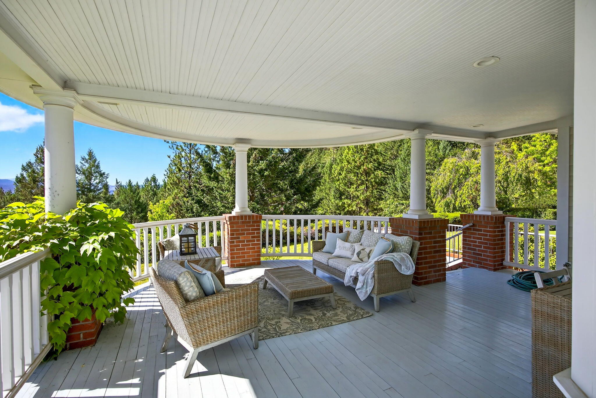 Suncrest Estates - Residential