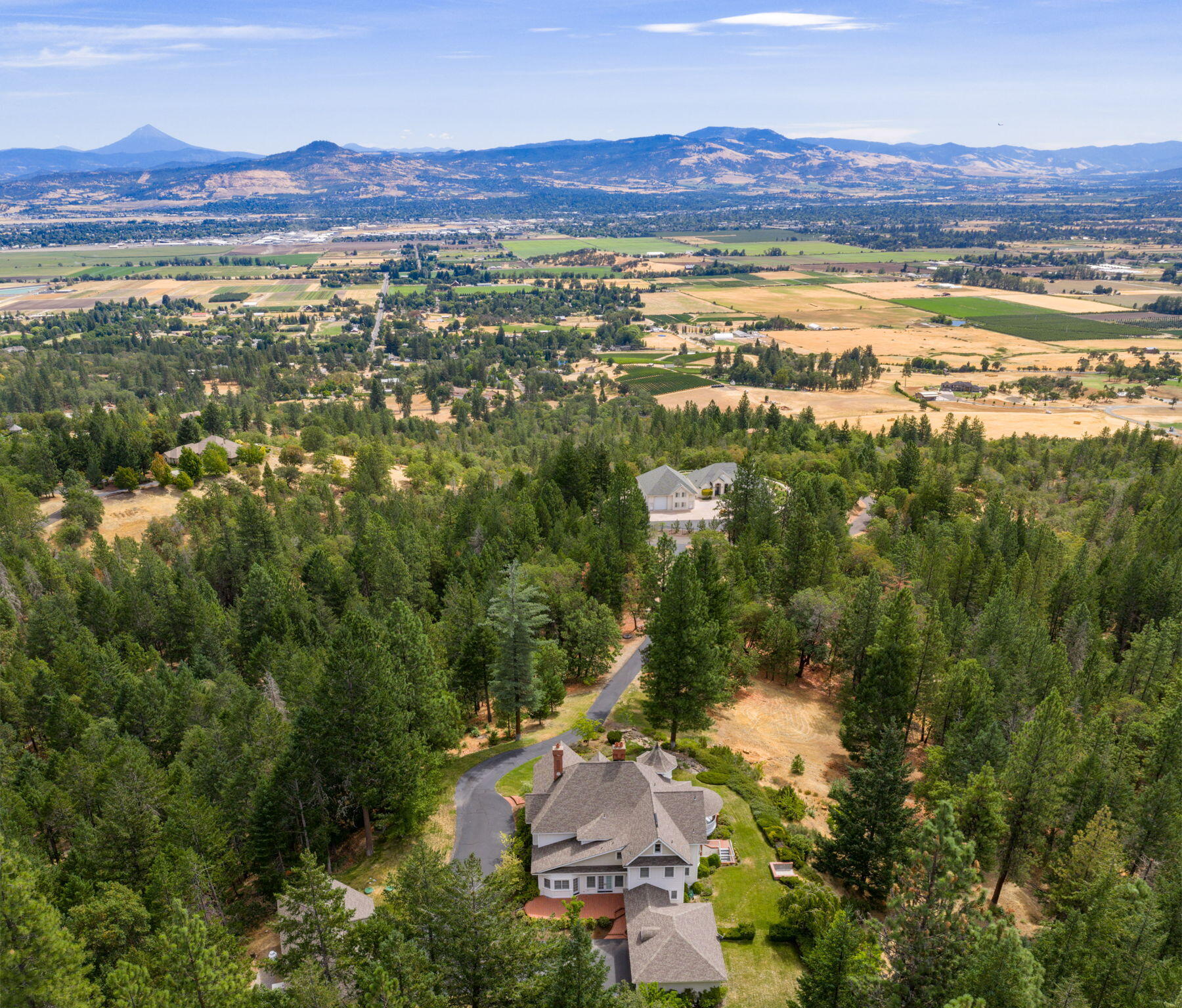 Suncrest Estates - Residential