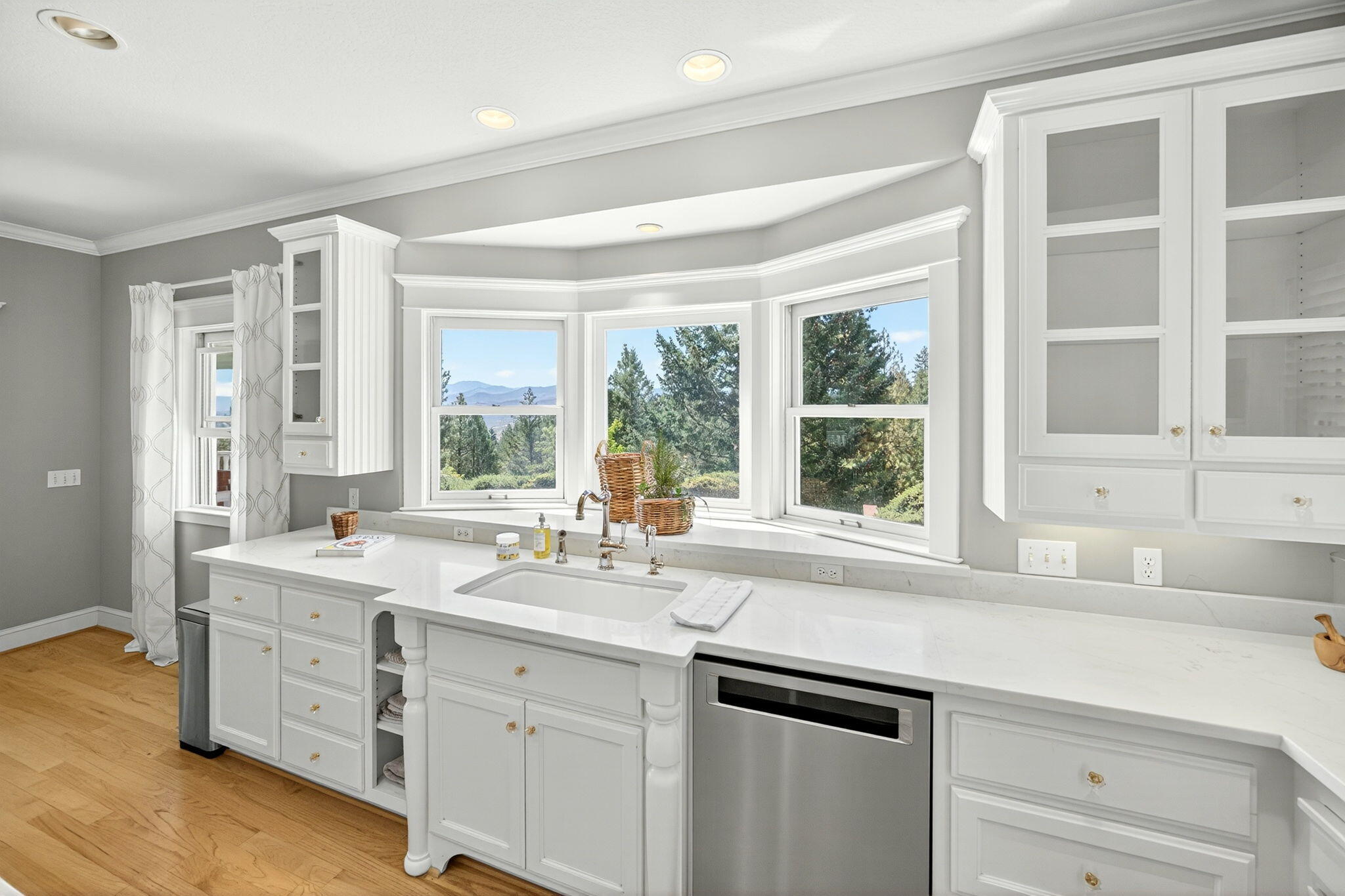 Suncrest Estates - Residential