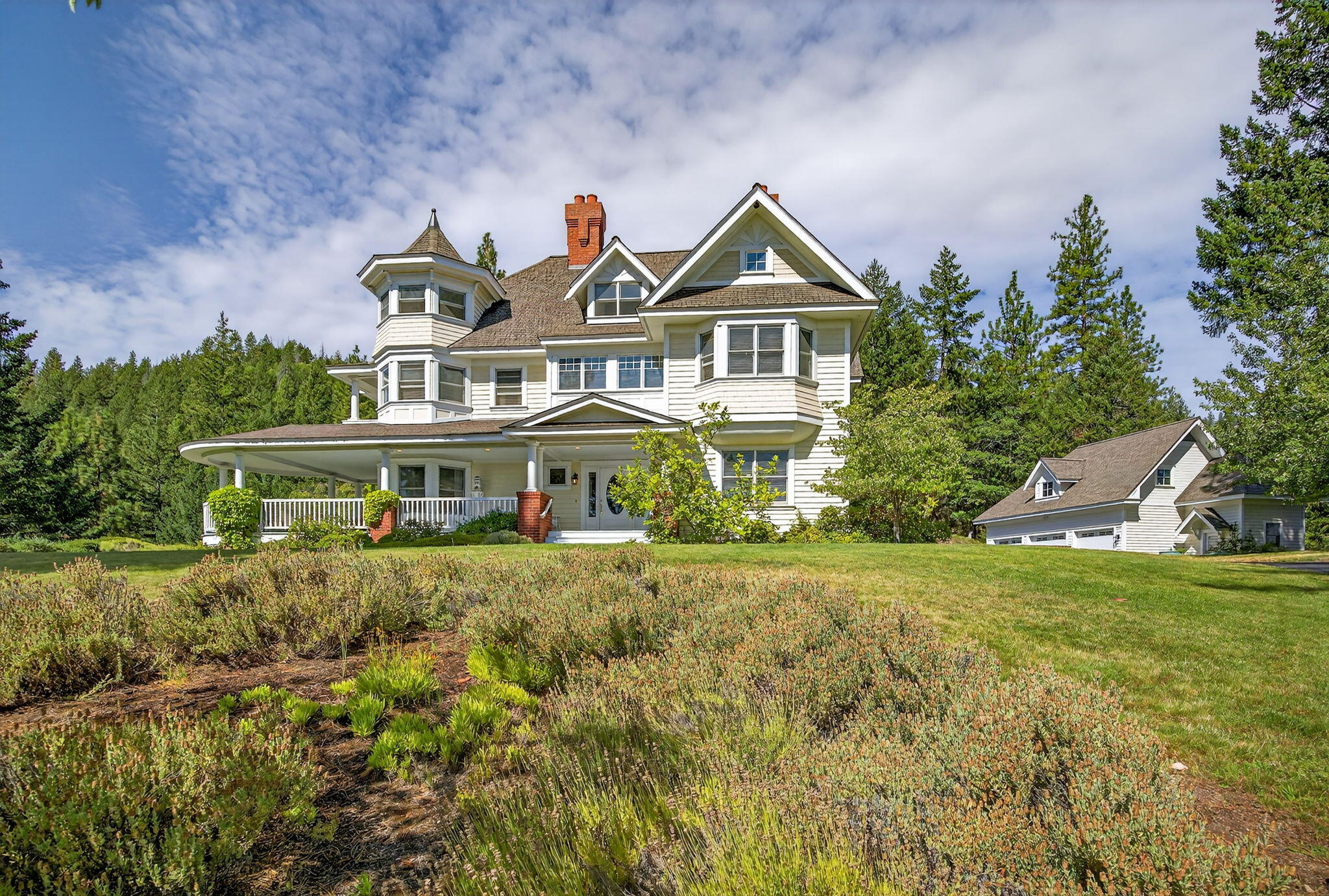 Suncrest Estates - Residential