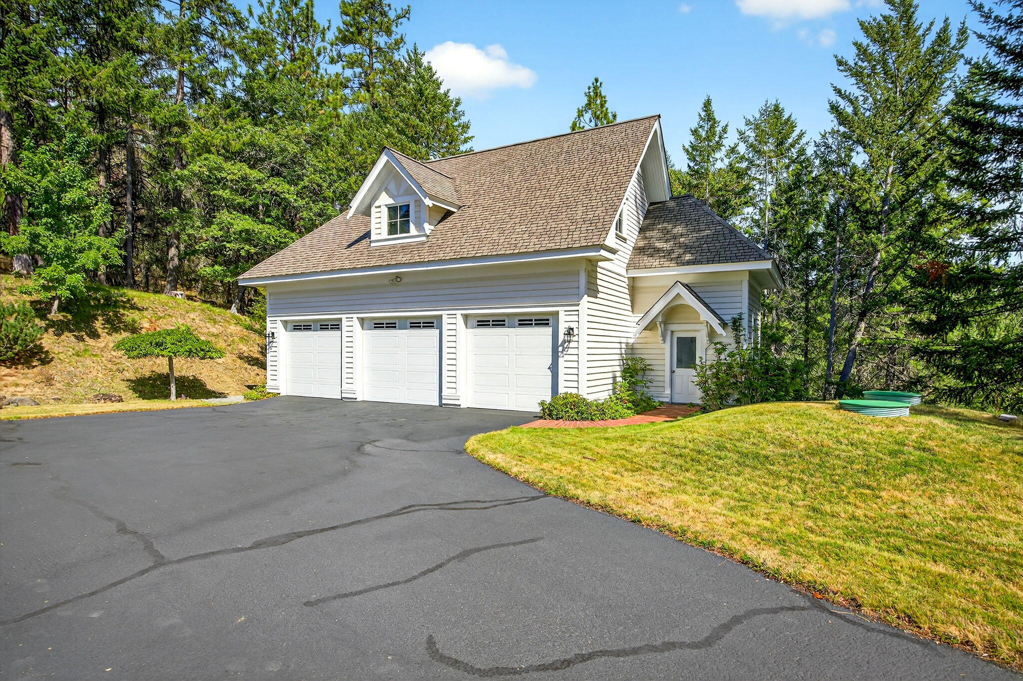 Suncrest Estates - Residential