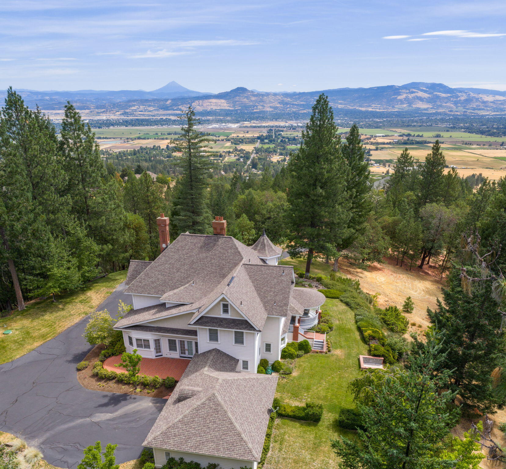 Suncrest Estates - Residential