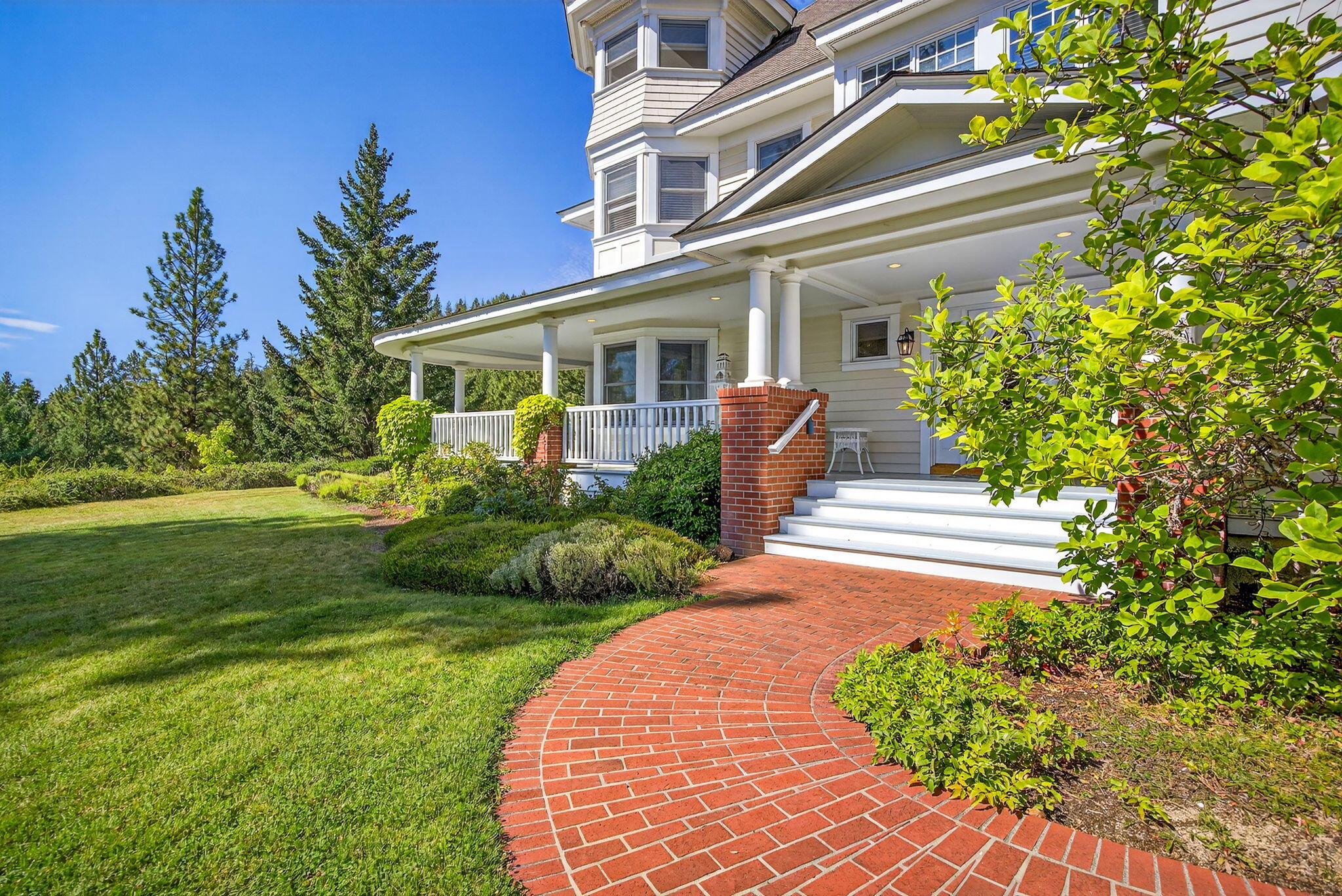 Suncrest Estates - Residential