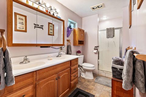 Tiny photo for 5461 Riverbanks Road, Grants Pass, OR 97527 (MLS # 220214989)