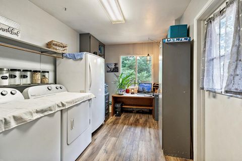 Tiny photo for 5461 Riverbanks Road, Grants Pass, OR 97527 (MLS # 220214989)