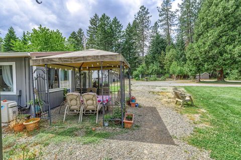 Tiny photo for 5461 Riverbanks Road, Grants Pass, OR 97527 (MLS # 220214989)
