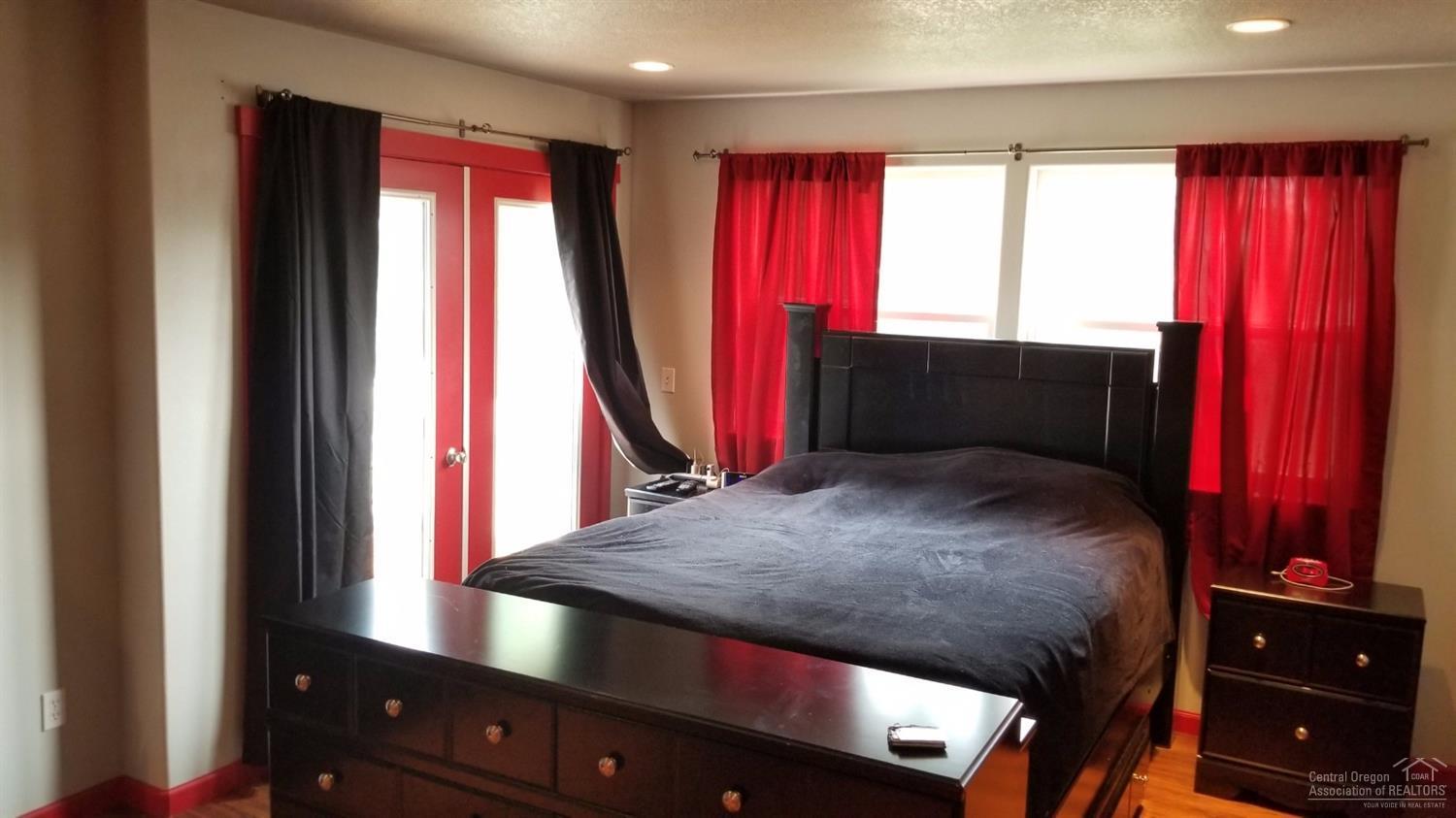 Village Pointe - Residential