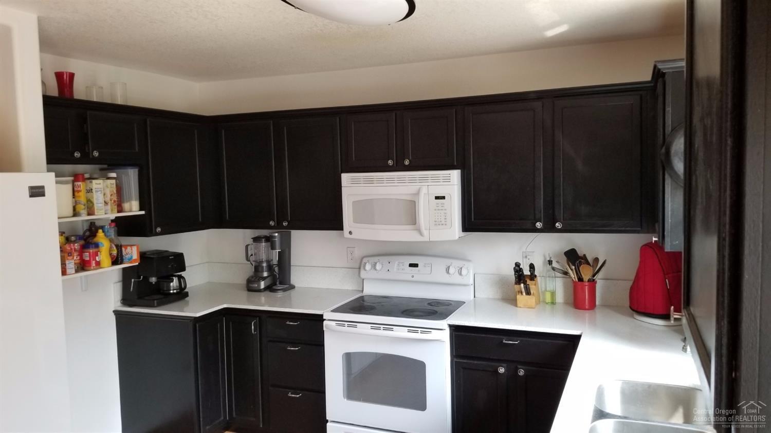 Village Pointe - Residential