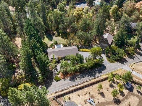 Tiny photo for 627 Carriage Road, Grants Pass, OR 97526 (MLS # 220227060)