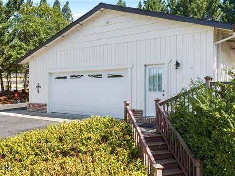 Tiny photo for 627 Carriage Road, Grants Pass, OR 97526 (MLS # 220227060)