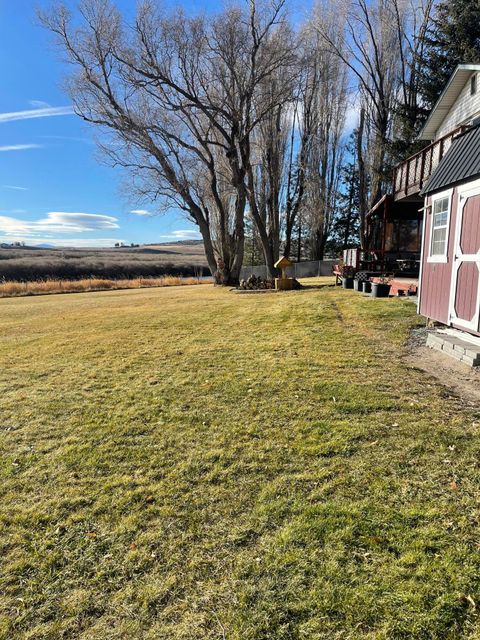 Tiny photo for 192 W Court Drive, Merrill, OR 97633 (MLS # 220212786)