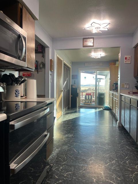 Tiny photo for 192 W Court Drive, Merrill, OR 97633 (MLS # 220212786)