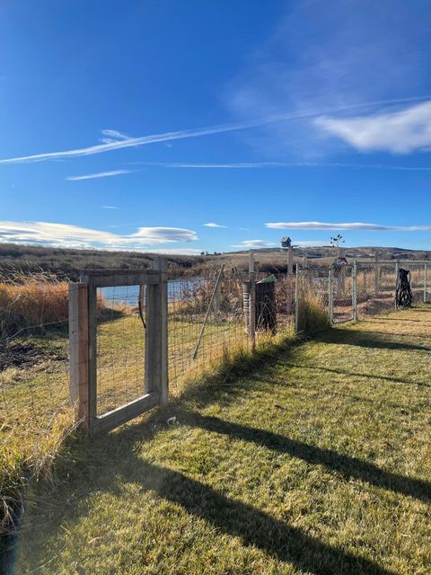 Tiny photo for 192 W Court Drive, Merrill, OR 97633 (MLS # 220212786)