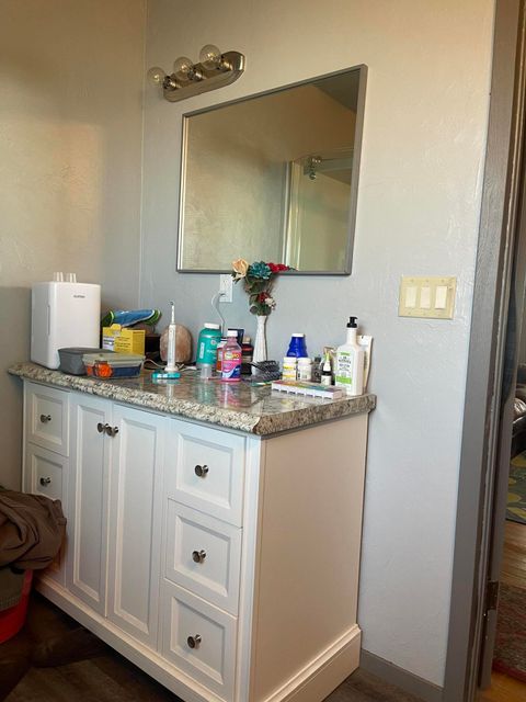 Tiny photo for 192 W Court Drive, Merrill, OR 97633 (MLS # 220212786)