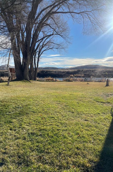 Tiny photo for 192 W Court Drive, Merrill, OR 97633 (MLS # 220212786)