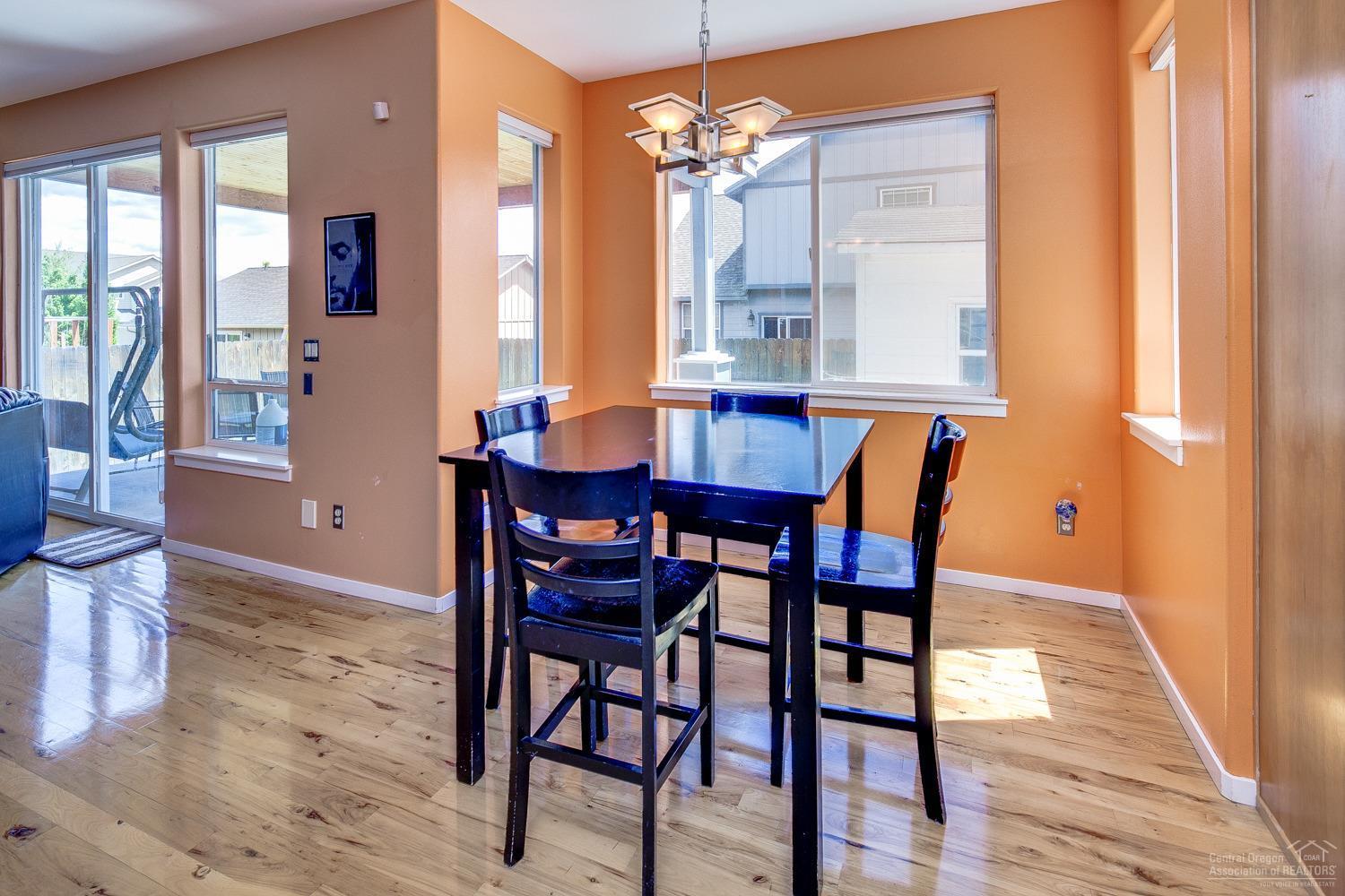 Ni Lah Sha Village - Residential