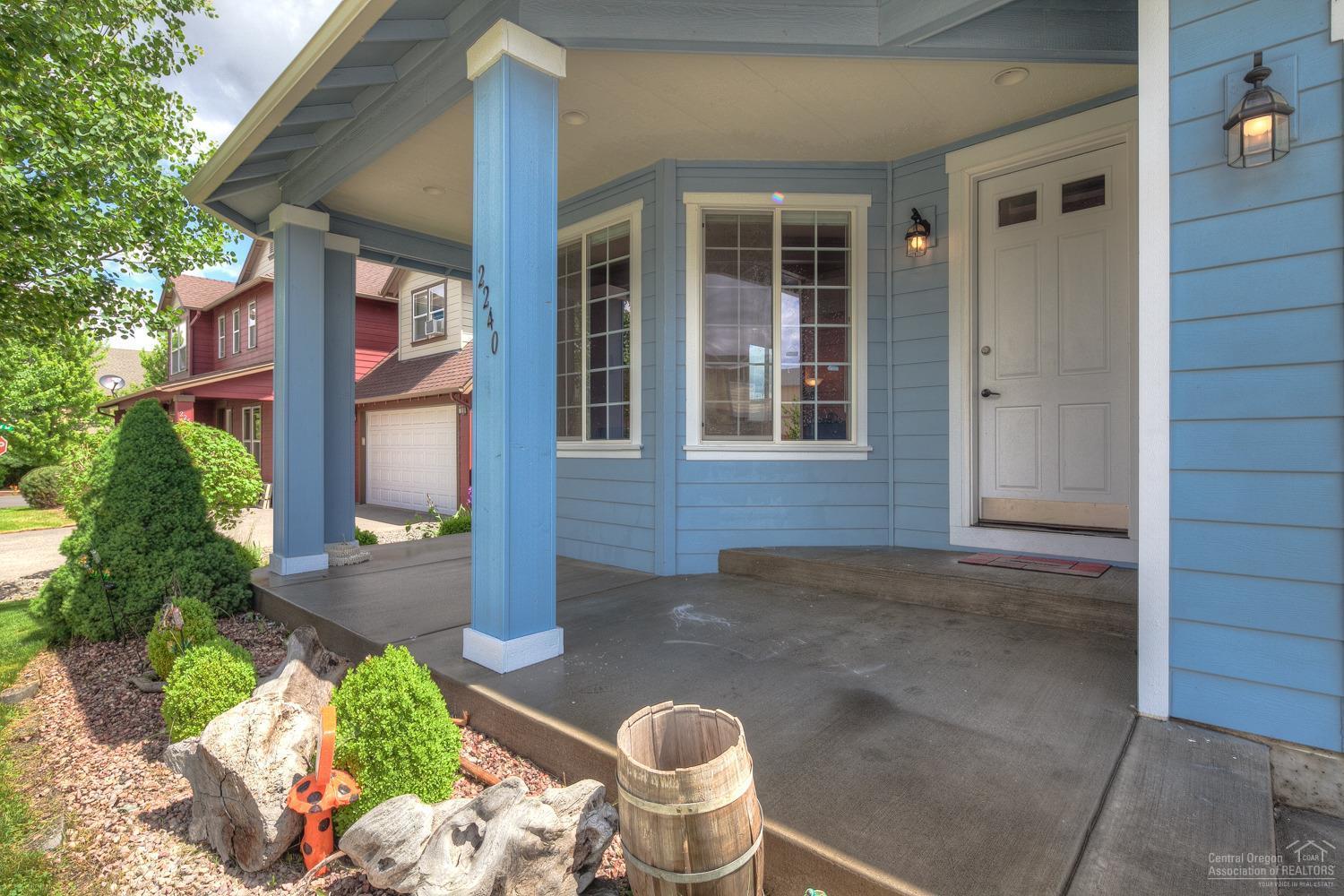 Ni Lah Sha Village - Residential