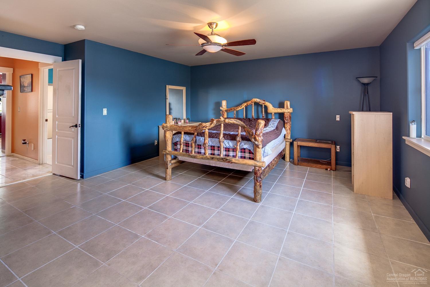 Ni Lah Sha Village - Residential