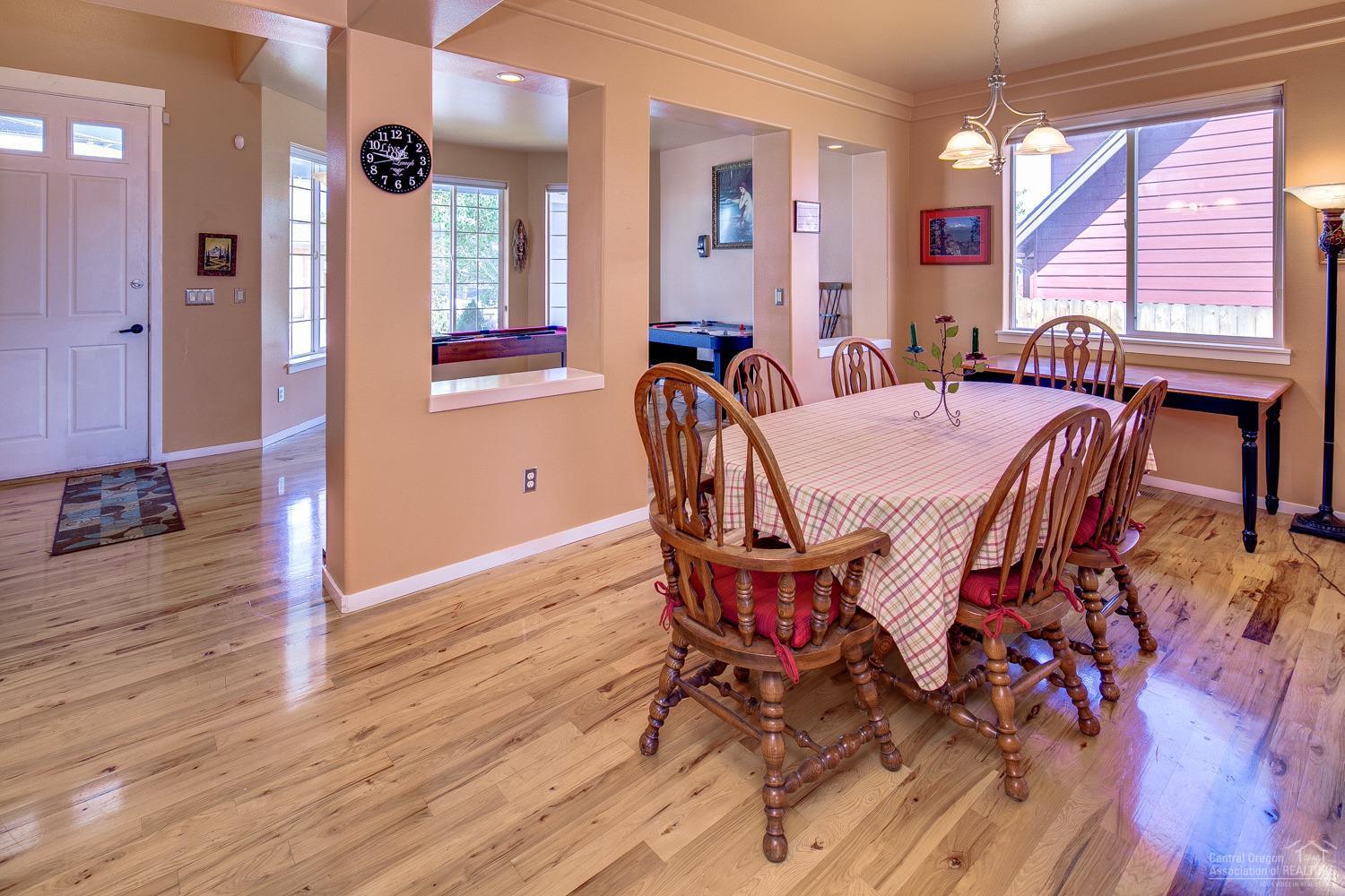 Ni Lah Sha Village - Residential