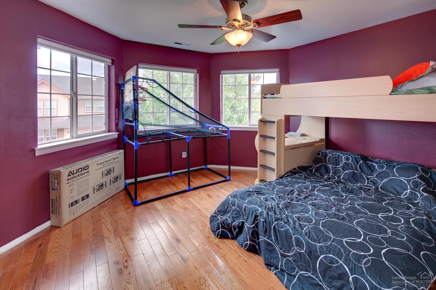 Ni Lah Sha Village - Residential