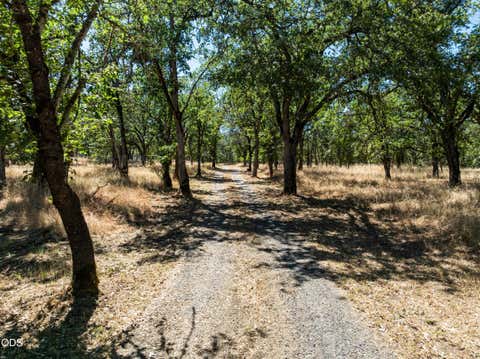 Tiny photo for 8320 Blackwell Road, Central Point, OR 97502 (MLS # 220223238)