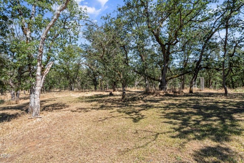 Tiny photo for 8320 Blackwell Road, Central Point, OR 97502 (MLS # 220223238)