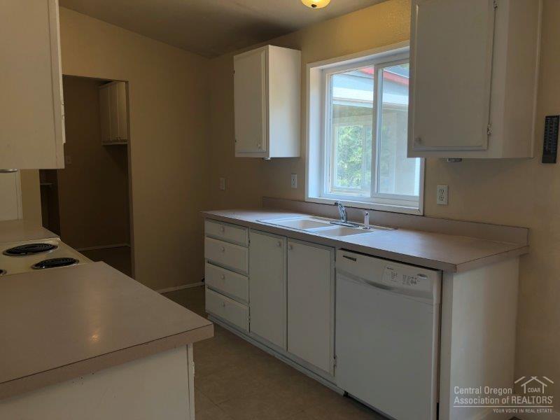 Tall Pines - Residential