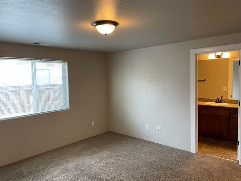 Tiny photo for 760 Nicholas Lee Drive, Medford, OR 97501 (MLS # 220211201)