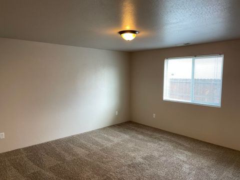 Tiny photo for 760 Nicholas Lee Drive, Medford, OR 97501 (MLS # 220211201)