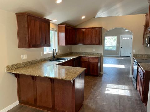 Tiny photo for 760 Nicholas Lee Drive, Medford, OR 97501 (MLS # 220211201)