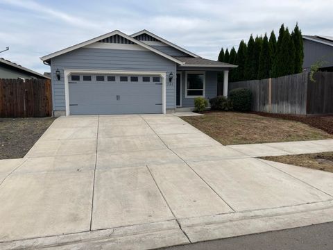 Tiny photo for 760 Nicholas Lee Drive, Medford, OR 97501 (MLS # 220211201)