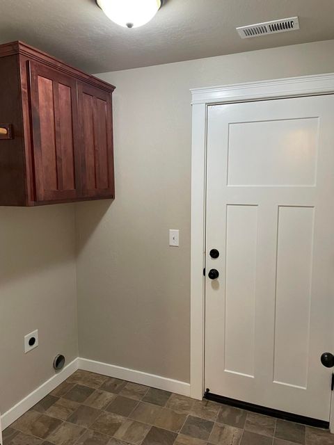 Tiny photo for 760 Nicholas Lee Drive, Medford, OR 97501 (MLS # 220211201)