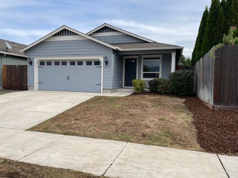 Tiny photo for 760 Nicholas Lee Drive, Medford, OR 97501 (MLS # 220211201)