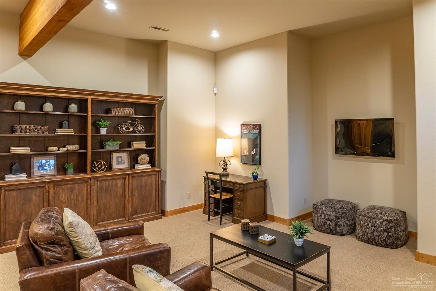 Sun Cloud Estate - Residential