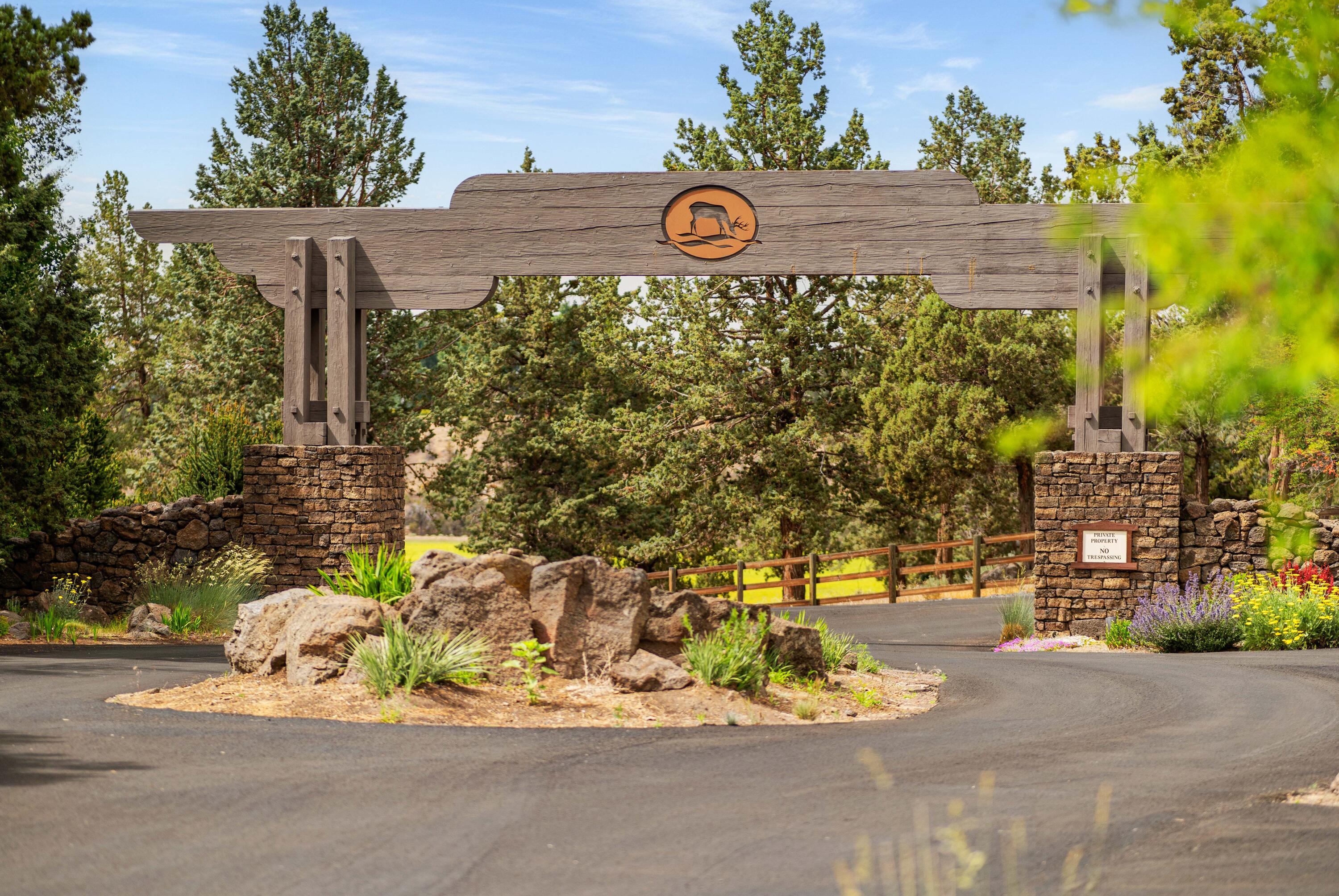 Deschutes River Ranc - Residential