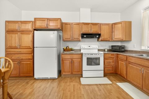 Tiny photo for 4604 Cloudcrest Drive, Medford, OR 97504 (MLS # 220211657)