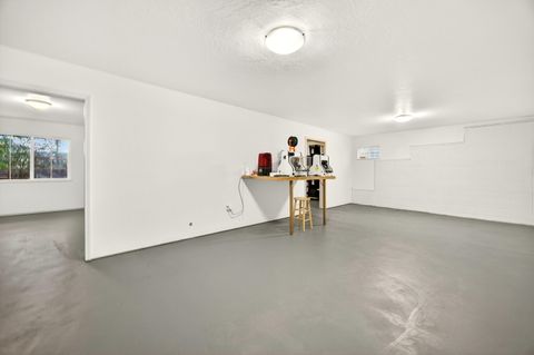 Tiny photo for 4604 Cloudcrest Drive, Medford, OR 97504 (MLS # 220211657)