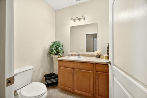 Tiny photo for 4604 Cloudcrest Drive, Medford, OR 97504 (MLS # 220211657)