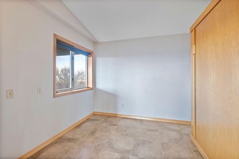 Tiny photo for 2490 NW Deschutes Drive, Madras, OR 97741 (MLS # 220212526)