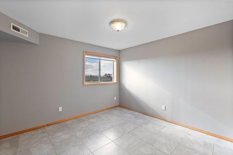 Tiny photo for 2490 NW Deschutes Drive, Madras, OR 97741 (MLS # 220212526)